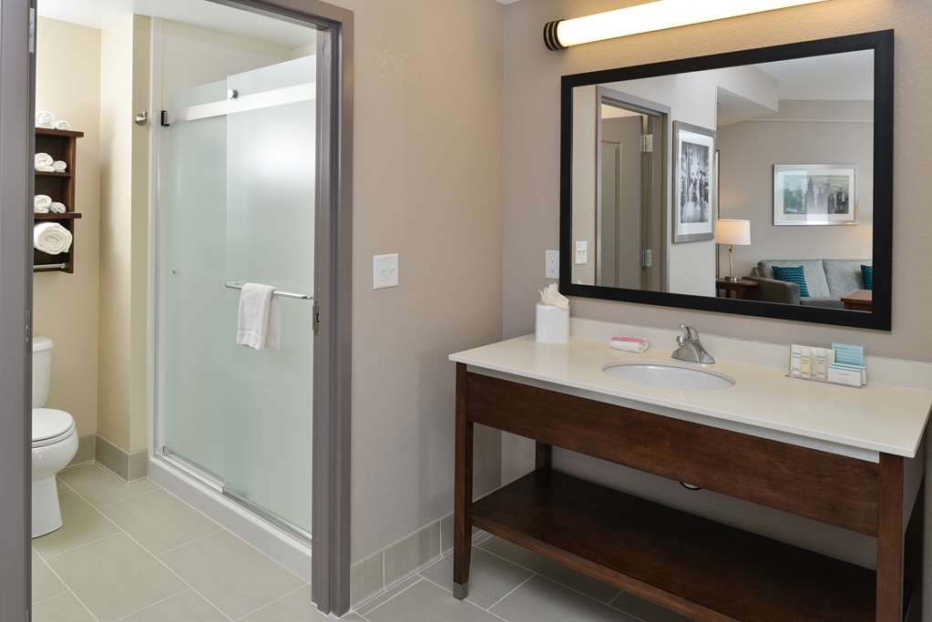 Фото Hampton Inn & Suites Des Moines Downtown