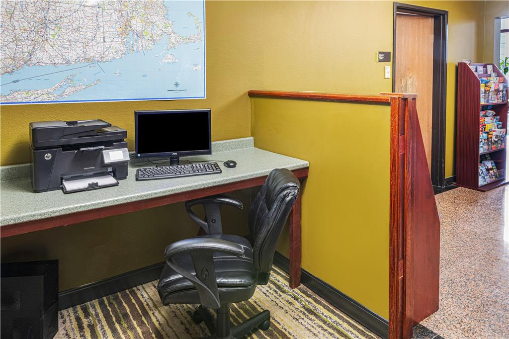 Фото Best Western Airport Inn