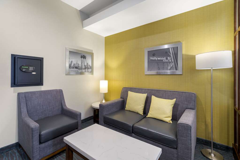 Фото Best Western Plus Gardena Inn & Suites