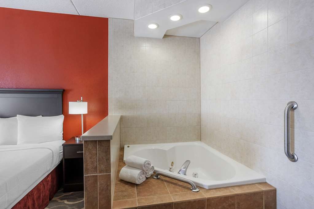 Фото Best Western Inn At Blakeslee-pocono