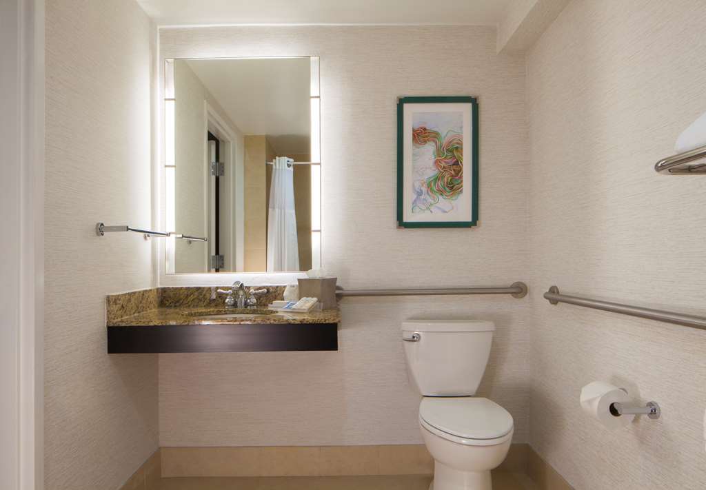 Фото Hilton Garden Inn Austin Downtown