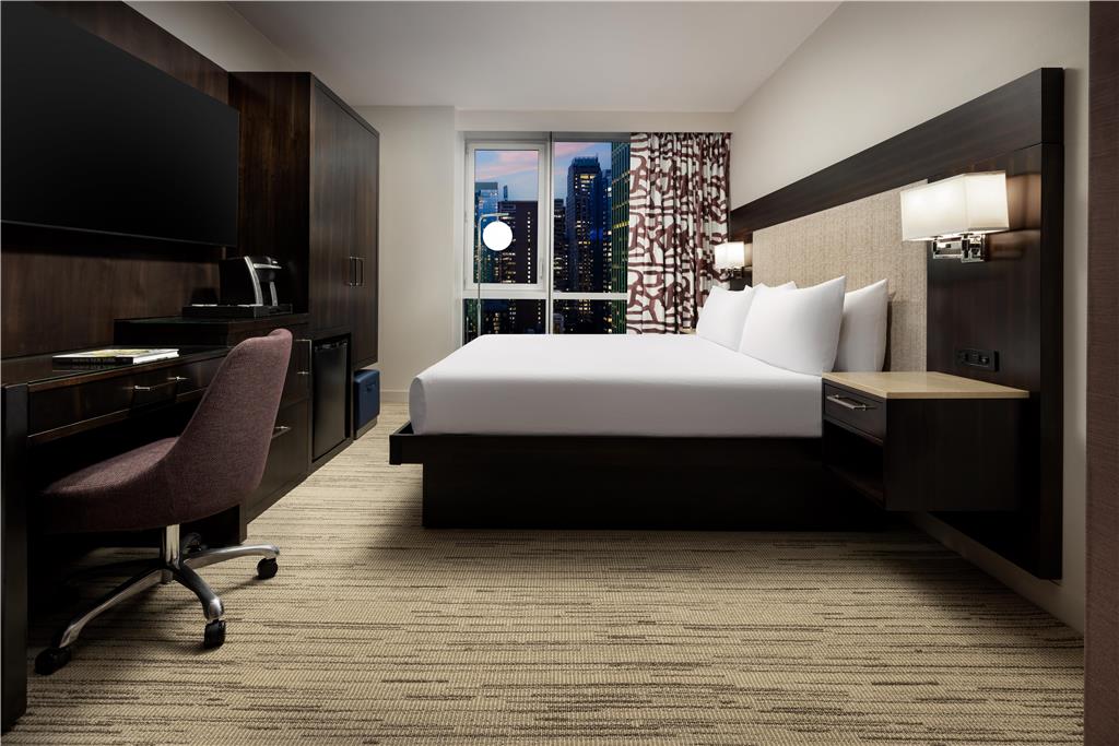Фото Hilton Garden Inn New York-Times Square Central