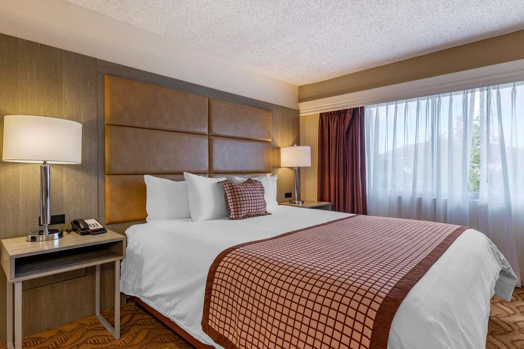 Фото Best Western Plus Thousand Oaks Inn