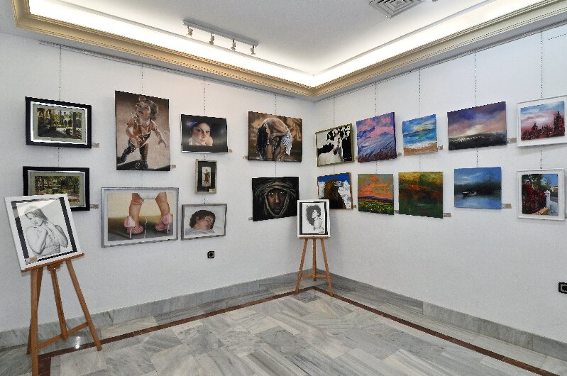 Фото Averroes Hotel