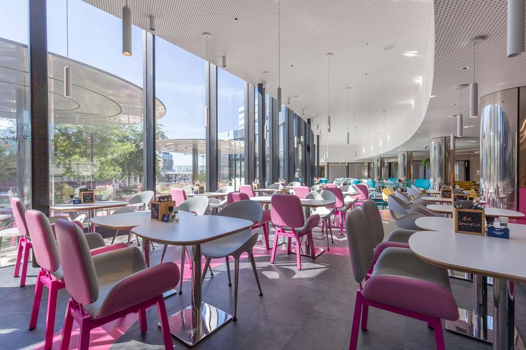 Фото Park Inn by Radisson Amsterdam City West