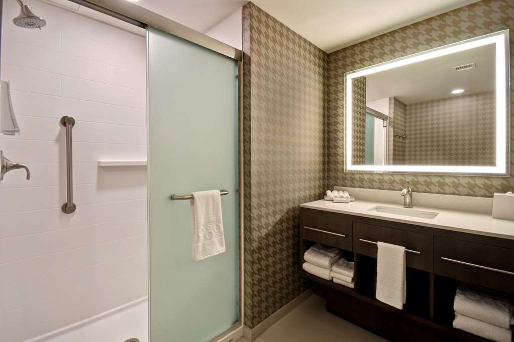 Фото Home2 Suites by Hilton Boston South Bay