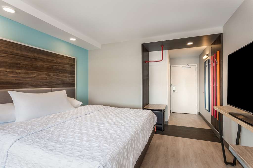 Фото Tru by Hilton Madison West, Wi