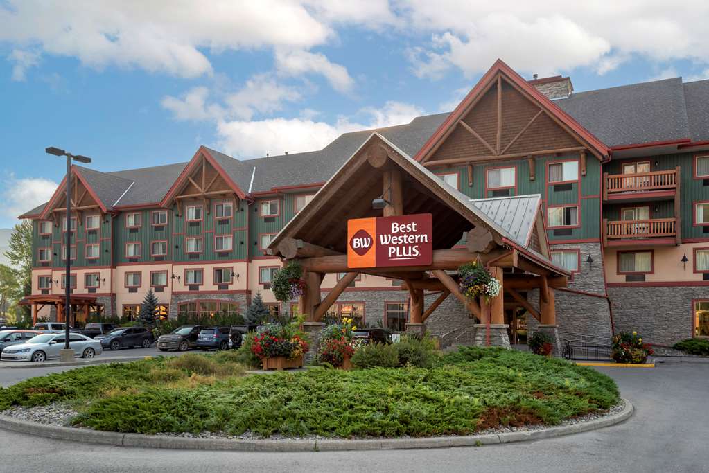 Фото Best Western Plus Fernie Mountain Lodge