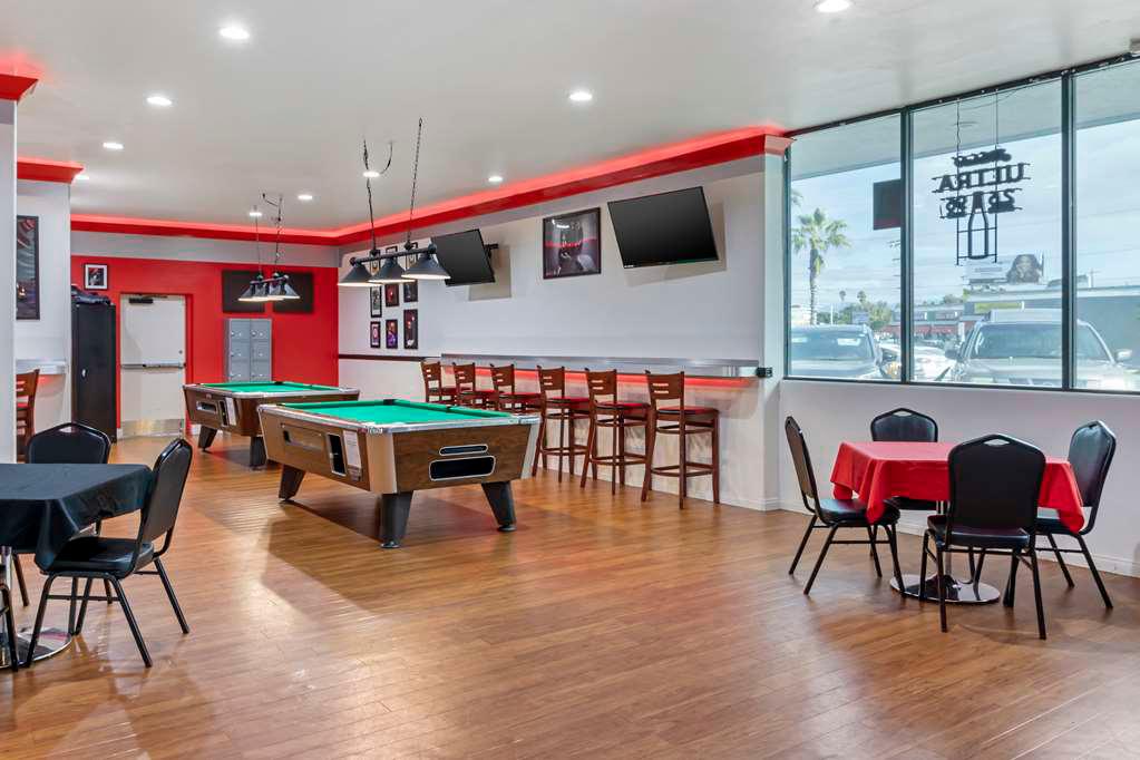 Фото Best Western Canoga Park Motor Inn