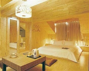 Гостиница Flower Inn West Lake в Шаосине