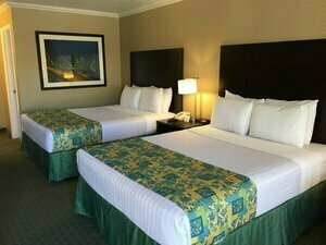 Гостиница Regency Inn в Сан-Бруно