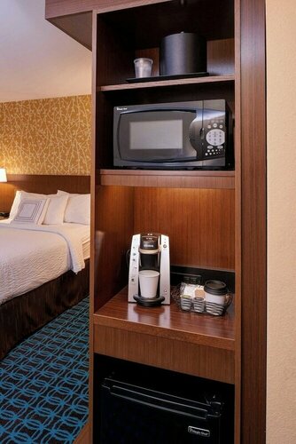 Гостиница Fairfield Inn & Suites by Marriott Ann Arbor Ypsilanti в Ипсиланти