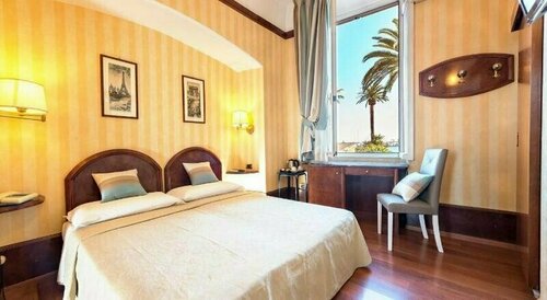 Гостиница Hotel Mirò в Рапалло