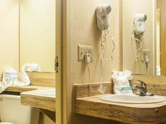 Фото Red Lion Hotel Orlando Lake Buena Vista South