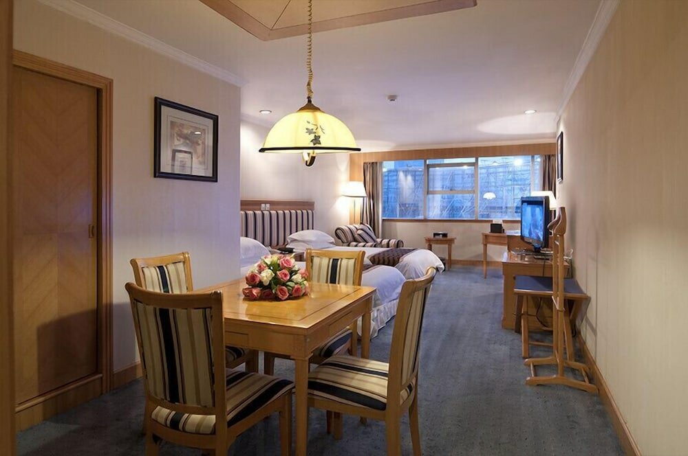 Фото Golden Port Hotel