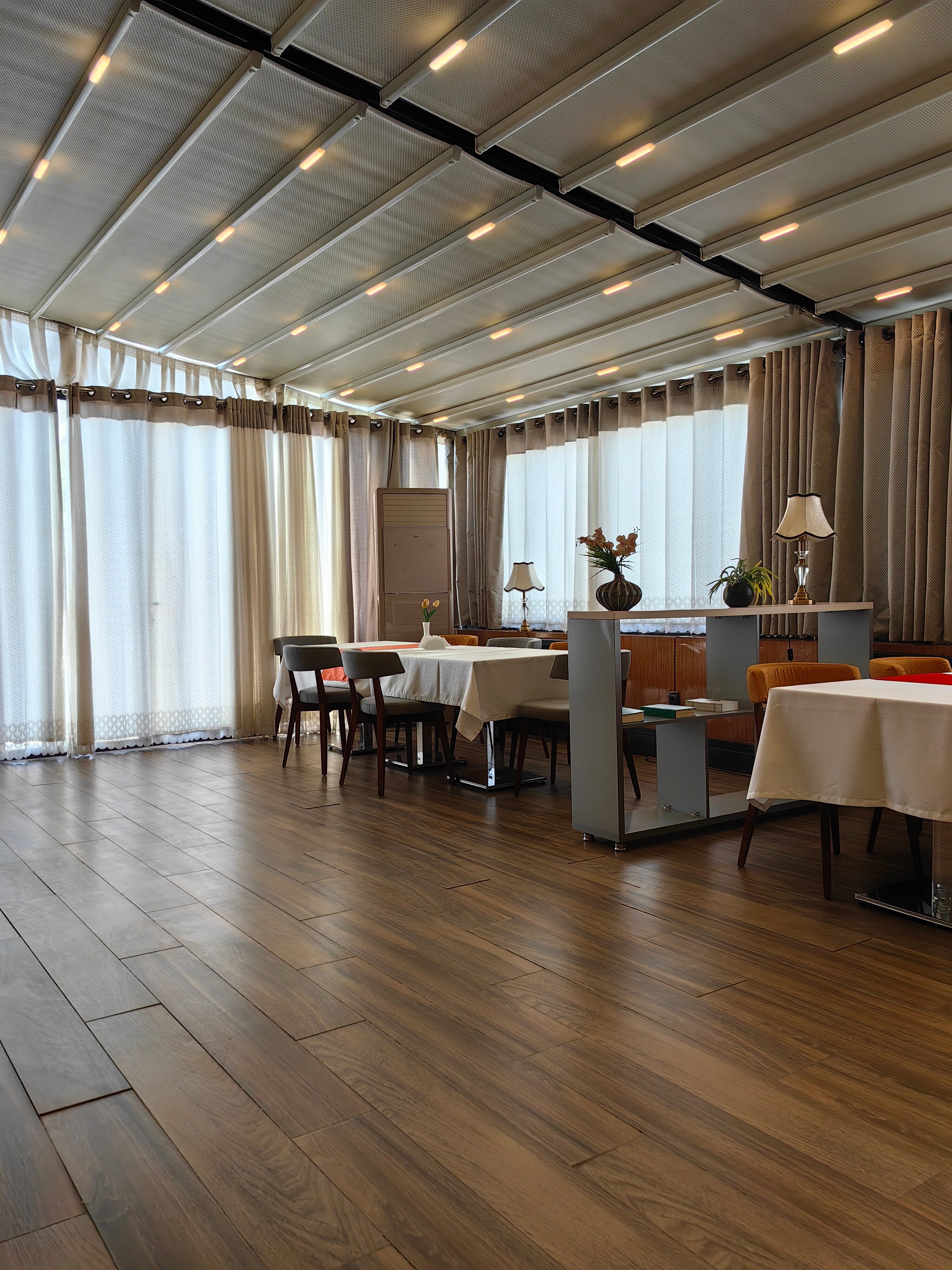 Фото Hotel Bukhara