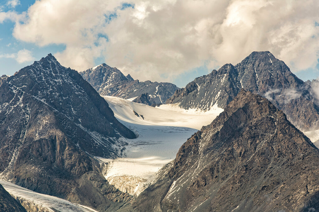 Mountain pass Перевал Иссык-Ата 3530 метров, Chuy Province, photo