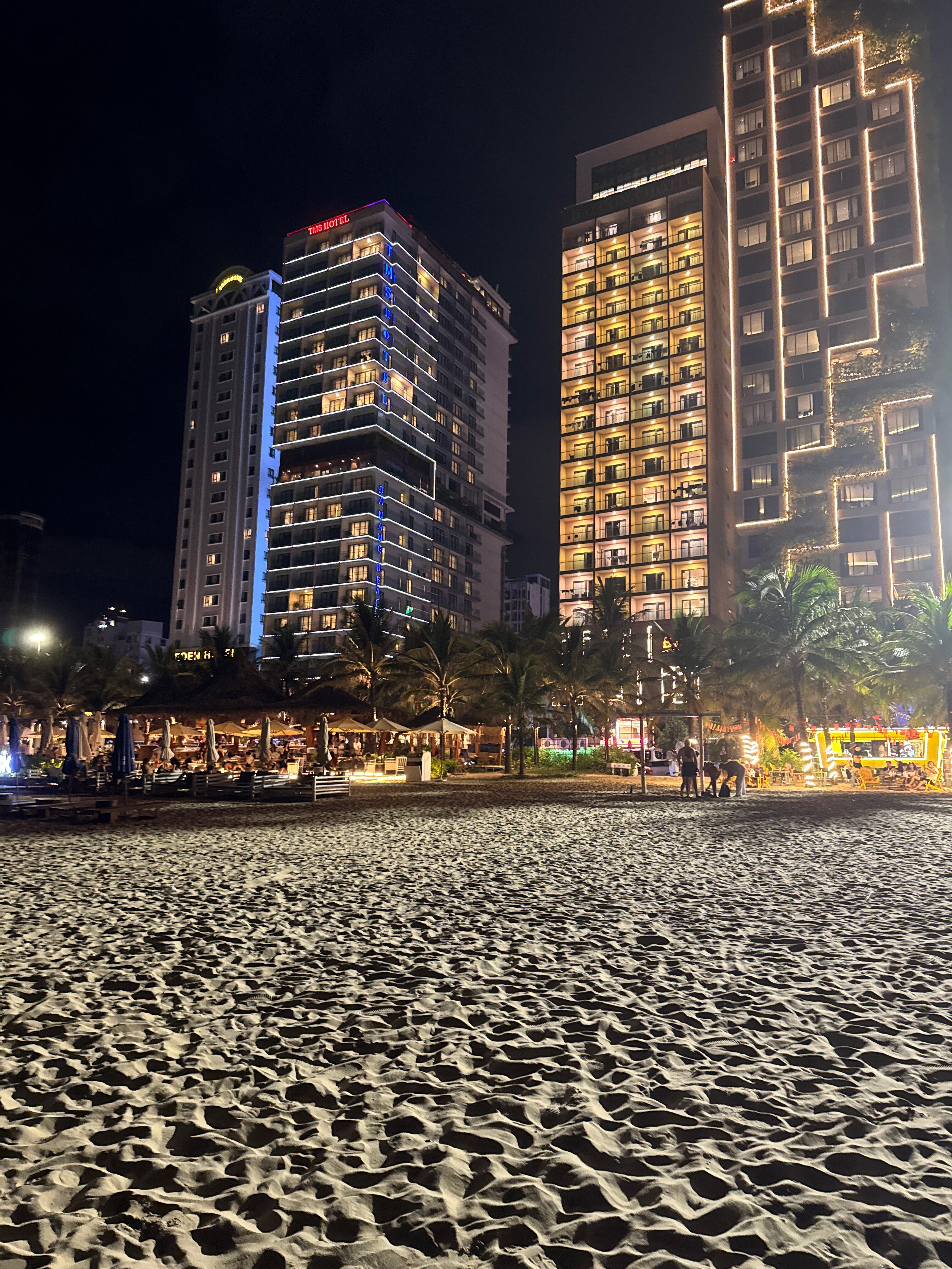 Фото Khách Sạn Balcona Đà Nẵng