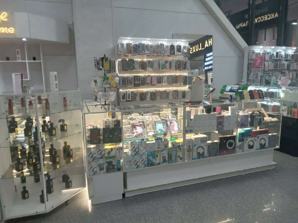 Items for mobile phones Case Mobskins, Almaty, photo