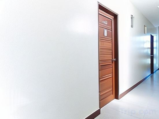 Фото RedDoorz @ Golite Washington - Hostel