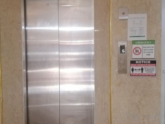 Фото Meaco Royal Hotel-Binan