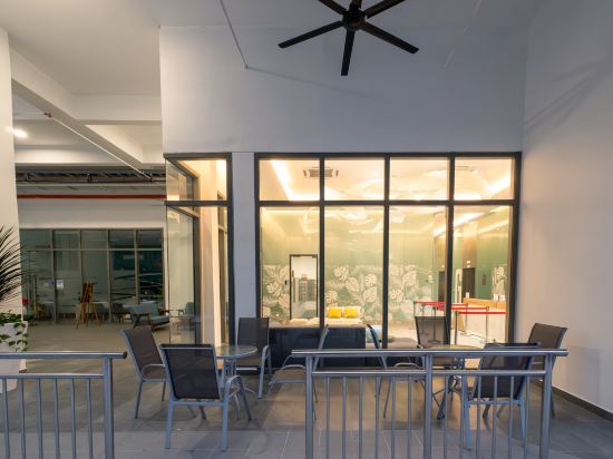 Фото Upper Hotel Suites-Riveria City-Kl Sentral-Monorail Tun Sambanthan