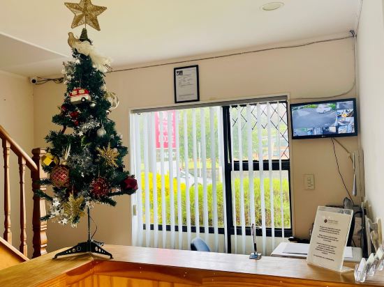 Фото Tudor Court Motor Lodge