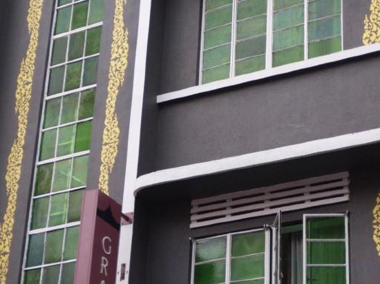 Фото Meriton Hotel