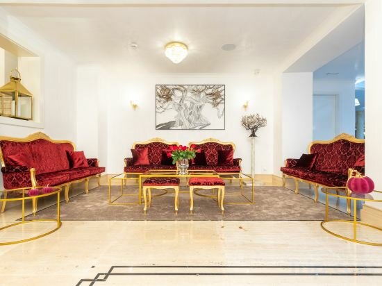 Фото Le Premier Boutique Hotel