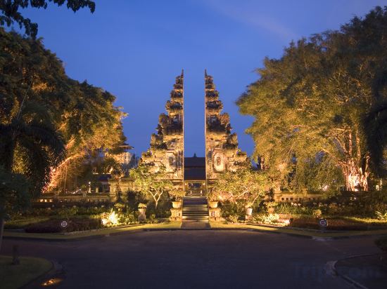 Фото Nusa Dua Beach Hotel