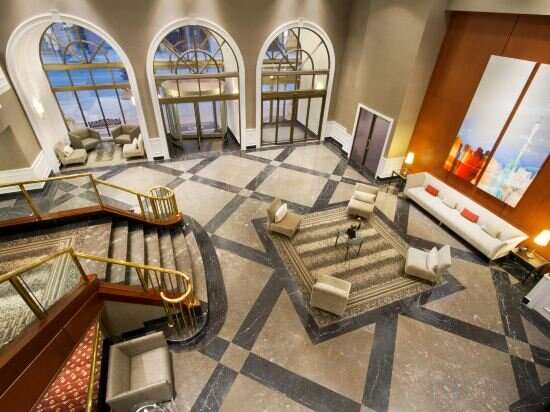 Фото DoubleTree by Hilton Hotel Toronto Downtown
