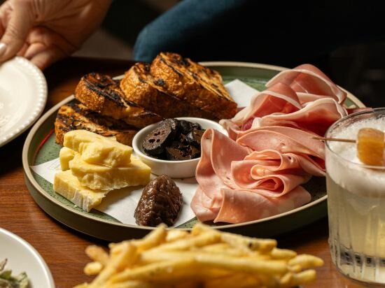 Фото West Hotel Sydney, Curio Collection by Hilton