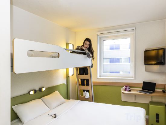 Фото Ibis budget Zurich City West