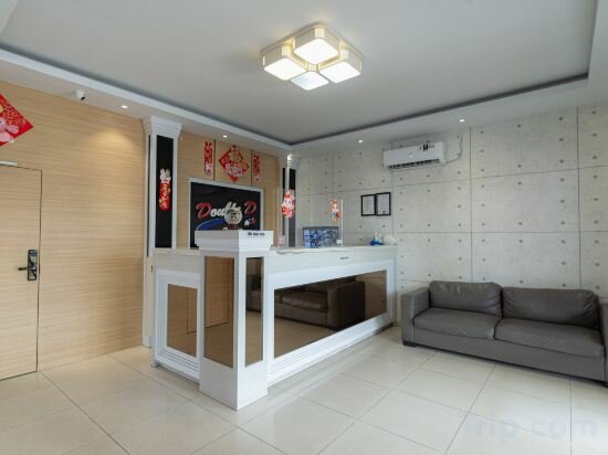 Фото RedDoorz @ Nagoya Indah