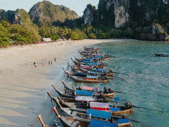 Фото Railay Phutawan Resort
