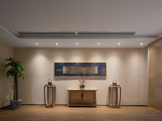 Фото The Hidden House Hotel