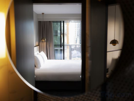 Фото Brady Hotels Jones Lane