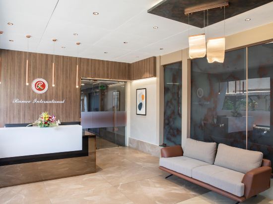 Фото Ramee International Surat