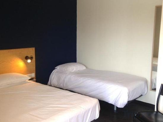 Фото Eklo Hotels Lille