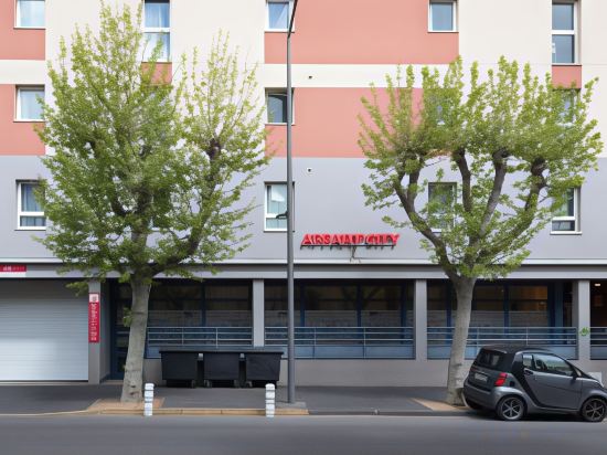 Фото Appart'City Clermont Ferrand Centre