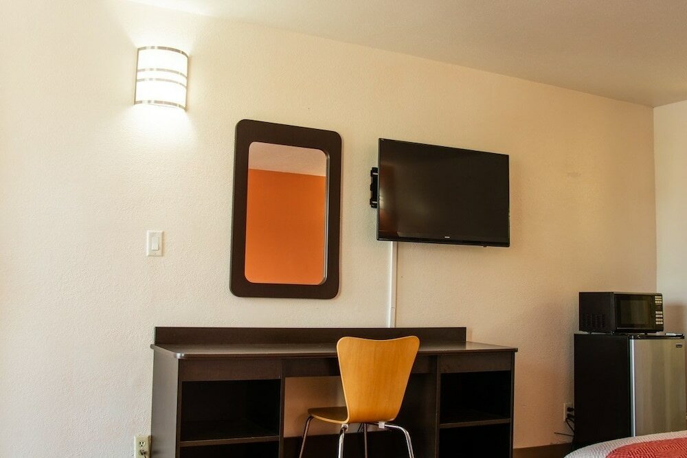 Фото Motel 6 Brinkley, Ar