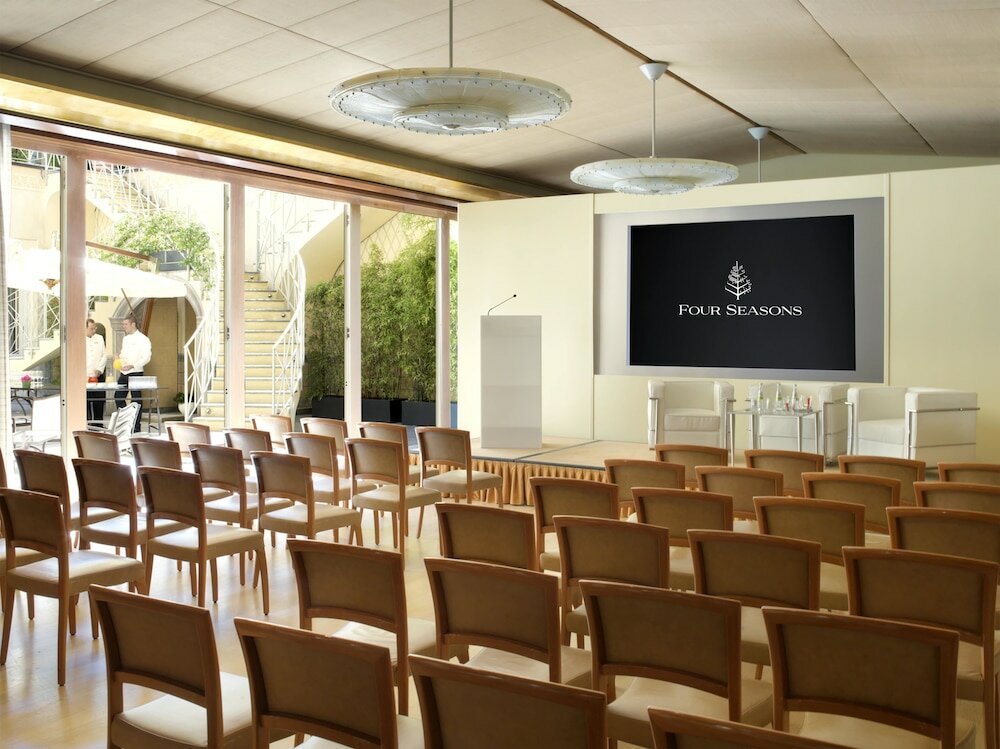 Фото Four Seasons Milano