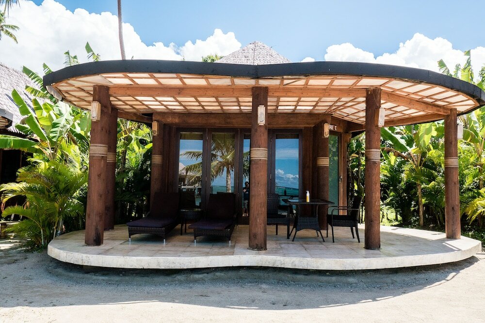 Фото Coconuts Beach Club Resort & SPA