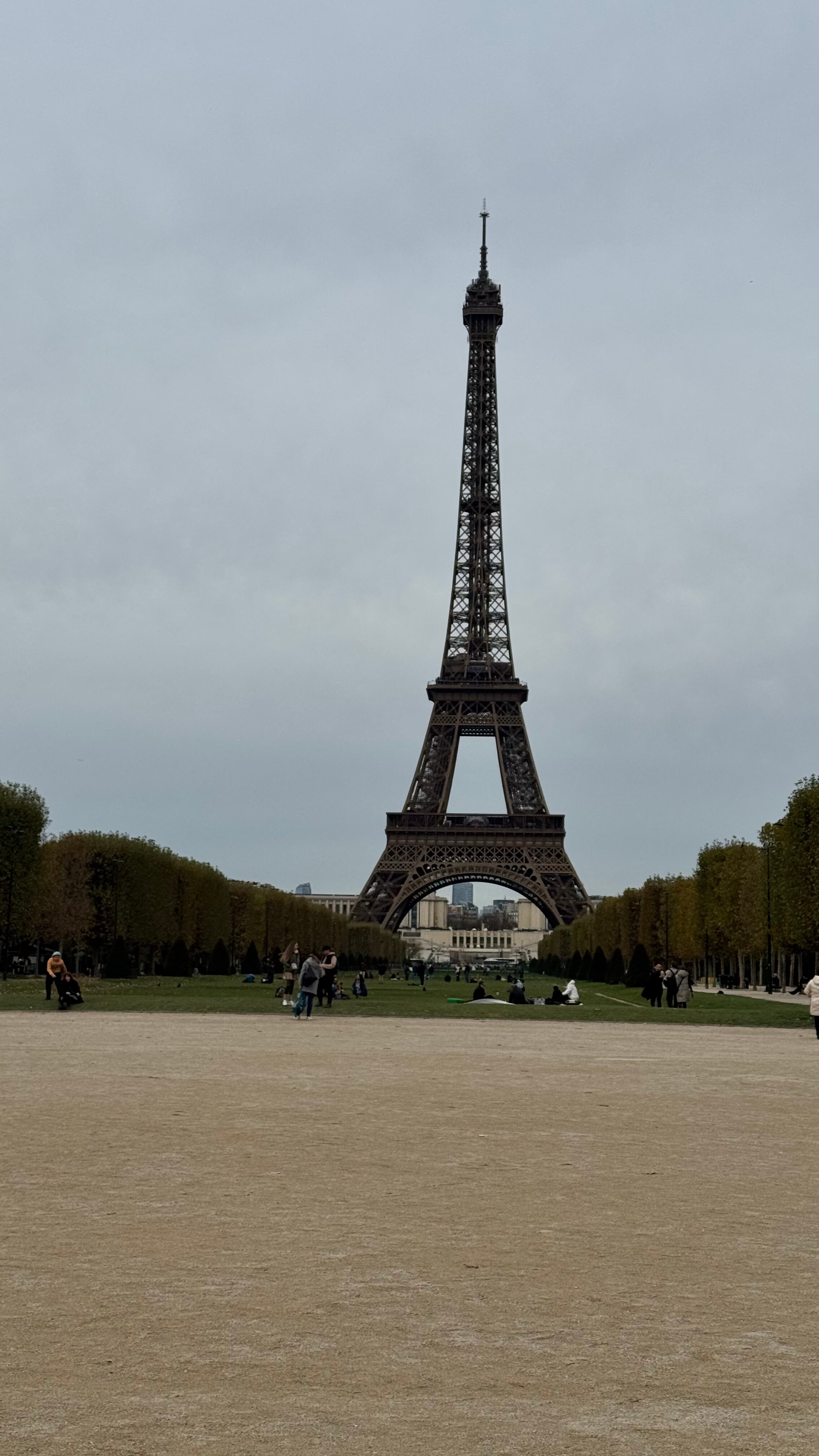 Фото Hotel Le Tourville Eiffel 