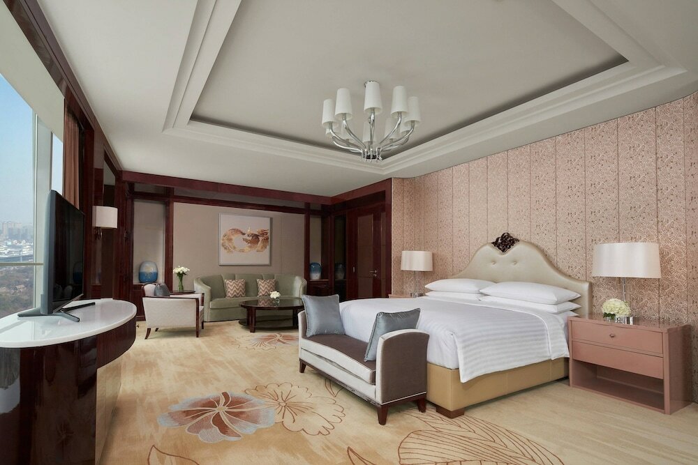 Фото Yiwu Marriott Hotel