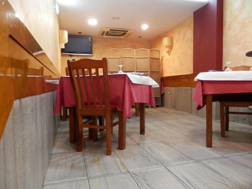 Фото Hotel Doña María