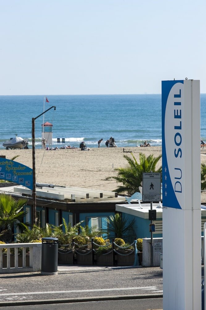 Фото Hotel Du Soleil