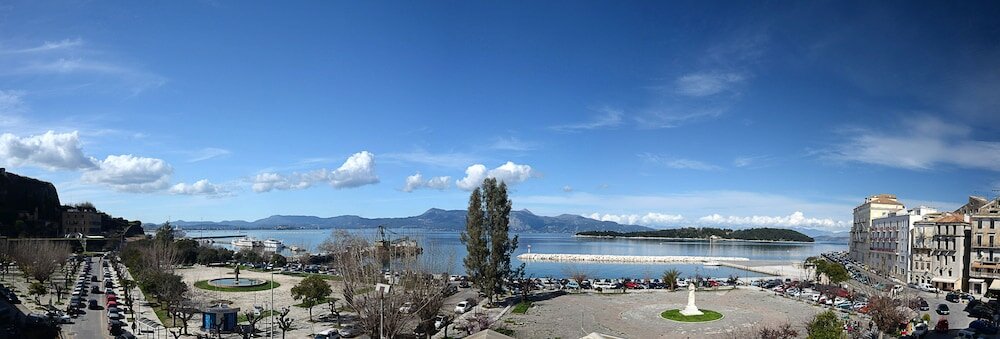 Фото Konstantinoupolis Hotel