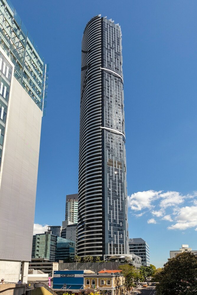 Фото Meriton Suites Herschel Street