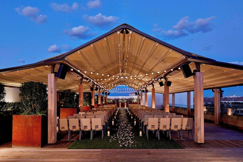 Фото Renaissance Dallas Hotel